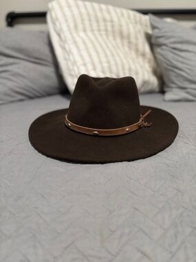 Stetson 100% wool crushable Men's Dark Brown Felt Western Hat with Leather Band